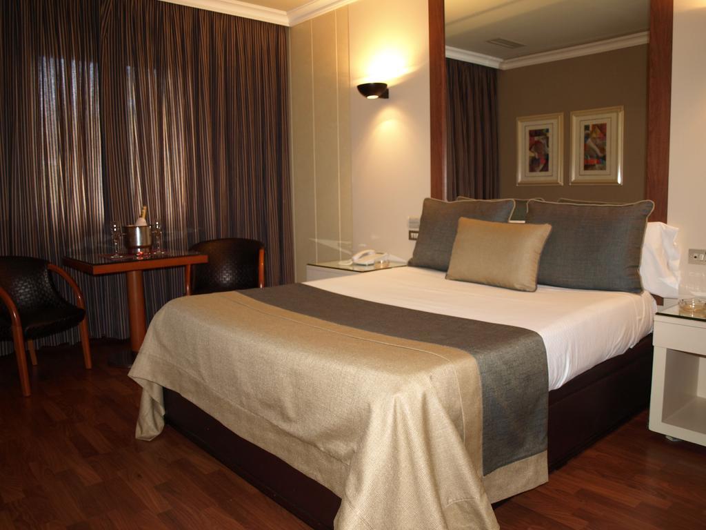 Motel Aeropuerto Vigo Rum bild