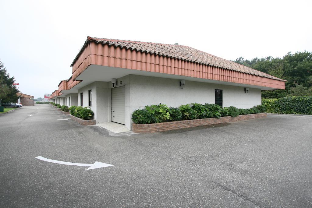 Motel Aeropuerto Vigo Exteriör bild